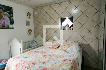 Casa à venda com 230m², 5 quartos e 3 vagasSuíte 2