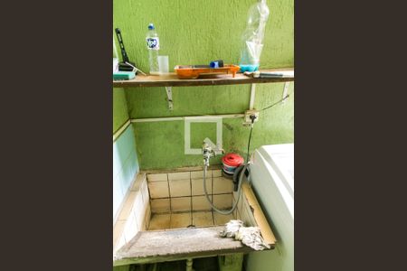 Casa à venda com 230m², 5 quartos e 3 vagasÁrea de Serviço 2  