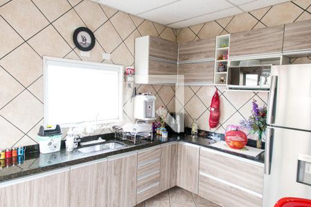 Casa à venda com 230m², 5 quartos e 3 vagasCozinha 2  