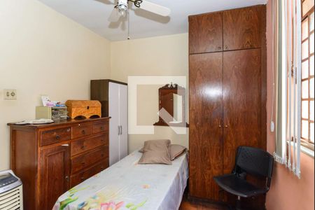 Casa à venda com 200m², 6 quartos e 2 vagas