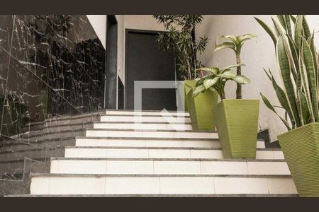 Casa à venda com 4 quartos, 479m² em Buritis, Belo Horizonte
