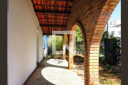 Casa à venda com 4 quartos, 251m² em Graça, Belo Horizonte