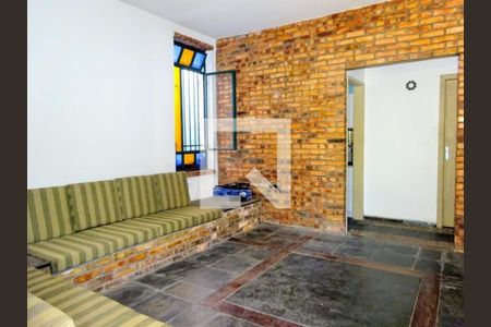 Casa à venda com 251m², 4 quartos e 2 vagas