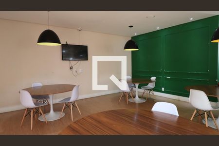 Apartamento para alugar com 49m², 1 quarto e 1 vagaÁrea comum - Salão de festas