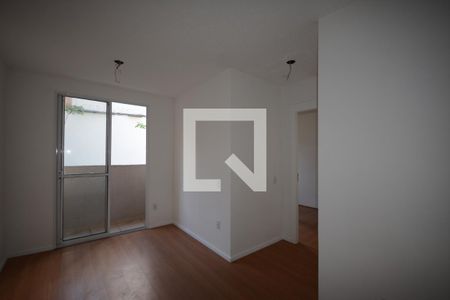 Sala de apartamento para alugar com 1 quarto, 49m² em Irajá, Rio de Janeiro
