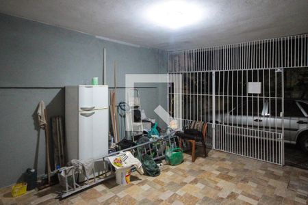 Casa à venda com 90m², 2 quartos e 2 vagasGaragem