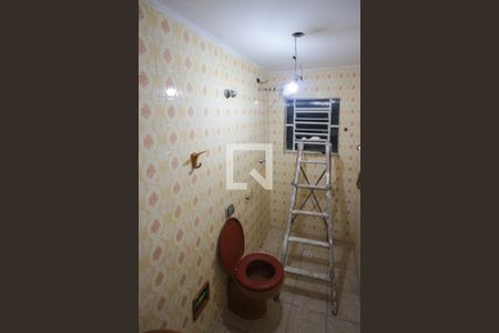 Casa à venda com 90m², 2 quartos e 2 vagasBanheiro da Suite