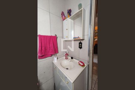 Casa à venda com 140m², 3 quartos e 1 vagaBanheiro