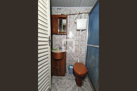 Casa à venda com 140m², 3 quartos e 1 vagaBanheiro 2