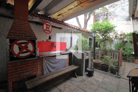 Casa para alugar com 180m², 3 quartos e 2 vagasChurrasqueira - garagem