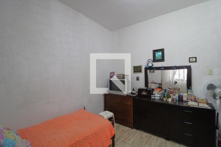Quarto 1 de casa para alugar com 3 quartos, 180m² em Jardim Guarapiranga, São Paulo