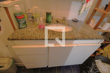 Casa para alugar com 180m², 3 quartos e 2 vagasBanheiro da suíte
