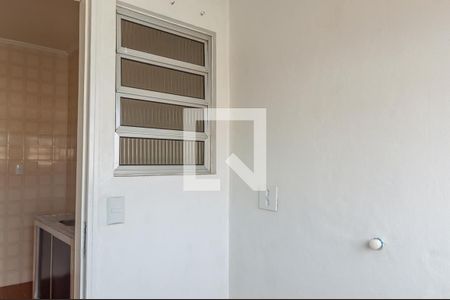 Apartamento à venda com 65m², 2 quartos e 1 vagaÁrea de Serviço