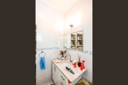 Casa à venda com 240m², 4 quartos e 6 vagas