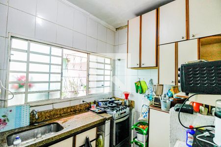 Casa à venda com 4 quartos, 240m² em Vila Cordeiro, São Paulo