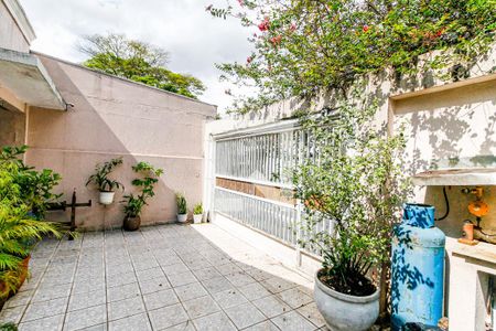 Casa à venda com 240m², 4 quartos e 6 vagas