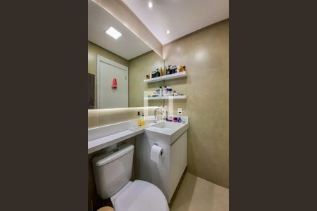 Apartamento à venda com 70m², 2 quartos e 1 vaga Apartamento à venda com 70m², 2 quartos e 1 vagaBanheiro da Suíte