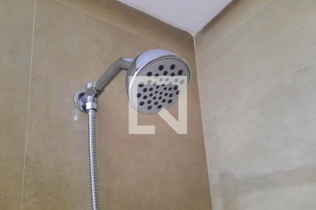 Apartamento à venda com 70m², 2 quartos e 1 vaga Apartamento à venda com 70m², 2 quartos e 1 vagaBanheiro Social