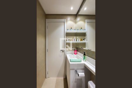 Apartamento à venda com 70m², 2 quartos e 1 vaga Apartamento à venda com 70m², 2 quartos e 1 vagaBanheiro Social