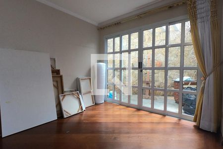 Sala de casa à venda com 4 quartos, 253m² em Jardim Londrina, São Paulo