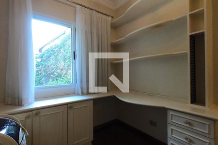 Casa à venda com 253m², 4 quartos e 4 vagasQuarto 2