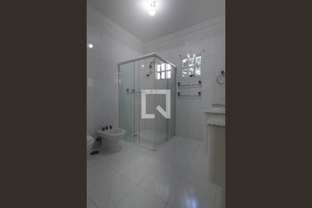 Casa à venda com 253m², 4 quartos e 4 vagasBanheiro