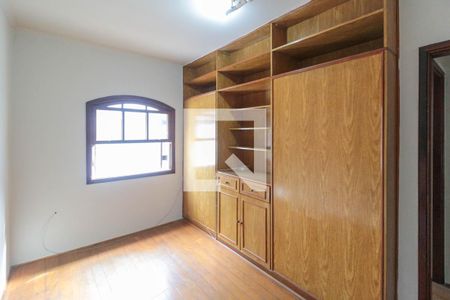 Casa à venda com 182m², 3 quartos e 2 vagasQuarto 3