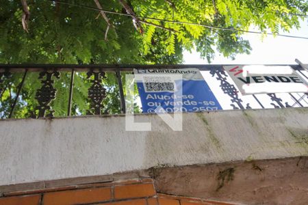 Casa à venda com 182m², 3 quartos e 2 vagasPlaca