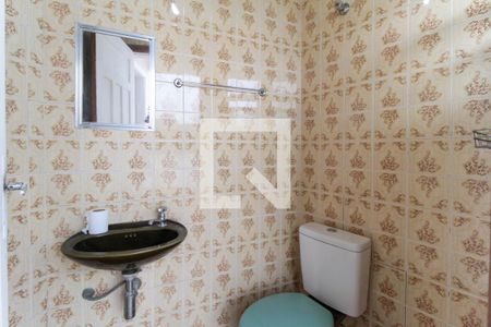 Casa à venda com 182m², 3 quartos e 2 vagasBanheiro de serviço