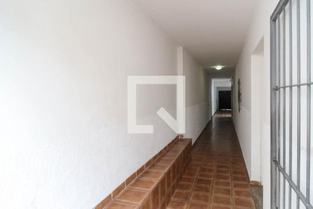 Casa à venda com 182m², 3 quartos e 2 vagasCorredor