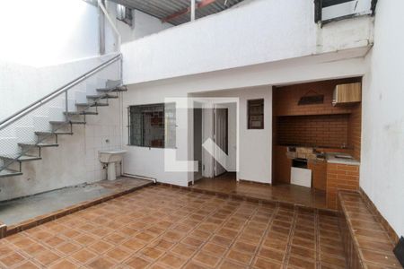 Casa à venda com 182m², 3 quartos e 2 vagasQuintal