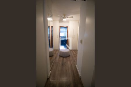 Apartamento à venda com 380m², 4 quartos e 4 vagasCloset da suíte 1