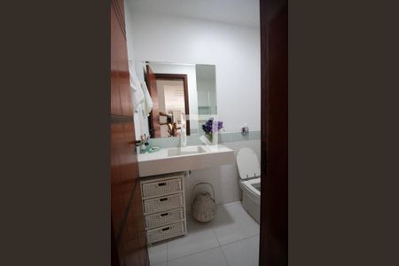 Apartamento à venda com 380m², 4 quartos e 4 vagasBanheiro Social