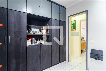 Apartamento à venda com 121m², 4 quartos e 2 vagasQuarto 2