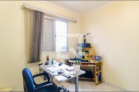 Apartamento à venda com 121m², 4 quartos e 2 vagasQuarto 4