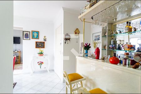 Apartamento à venda com 121m², 4 quartos e 2 vagasBar