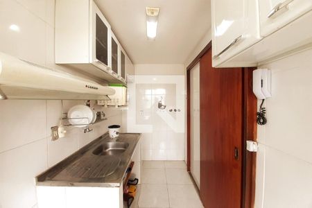 Apartamento à venda com 52m², 2 quartos e 1 vagaCozinha