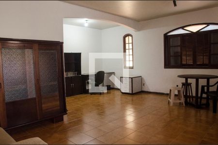 Casa à venda com 200m², 5 quartos e 4 vagasSauite 1