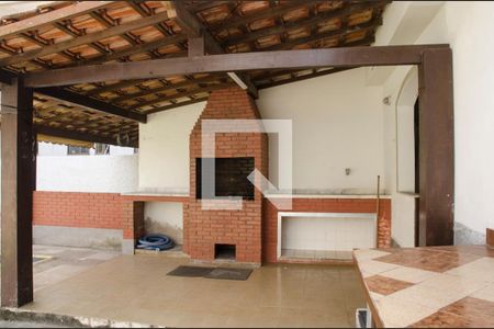 Churrasqueira de casa à venda com 5 quartos, 200m² em Piratininga, Niterói