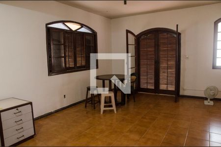 Casa à venda com 200m², 5 quartos e 4 vagasSuite 1