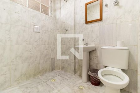 Apartamento à venda com 57m², 2 quartos e sem vaga Apartamento à venda com 57m², 2 quartos e sem vagaBanheiro