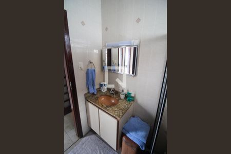 Casa à venda com 152m², 2 quartos e 2 vagas Casa à venda com 152m², 2 quartos e 2 vagasBanheiro