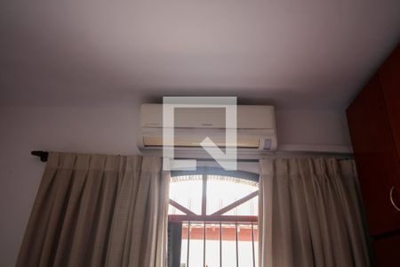 Casa à venda com 152m², 2 quartos e 2 vagas Casa à venda com 152m², 2 quartos e 2 vagasQuarto 2