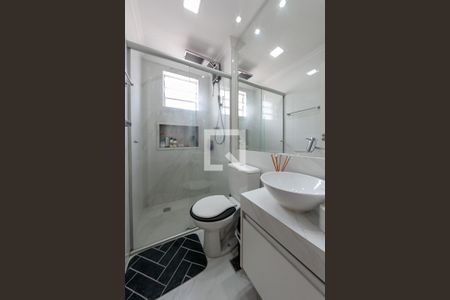 Apartamento à venda com 93m², 2 quartos e 1 vagaBanheiro Social