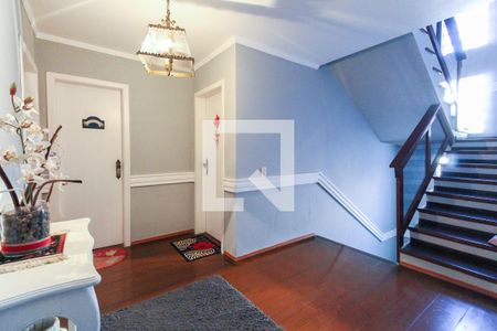 Casa à venda com 407m², 3 quartos e 2 vagasCorredor