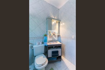 Casa à venda com 407m², 3 quartos e 2 vagasBanheiro da suíte 1