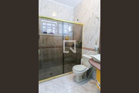 Casa à venda com 407m², 3 quartos e 2 vagasBanheiro da suíte 2