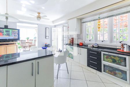 Casa à venda com 407m², 3 quartos e 2 vagasCozinha