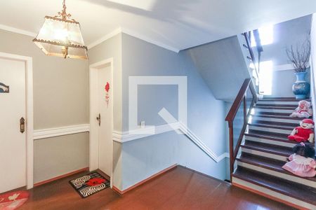 Casa à venda com 407m², 3 quartos e 2 vagasCorredor