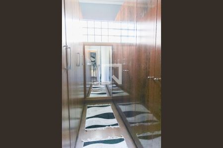 Casa à venda com 407m², 3 quartos e 2 vagasCloset da suíte 2